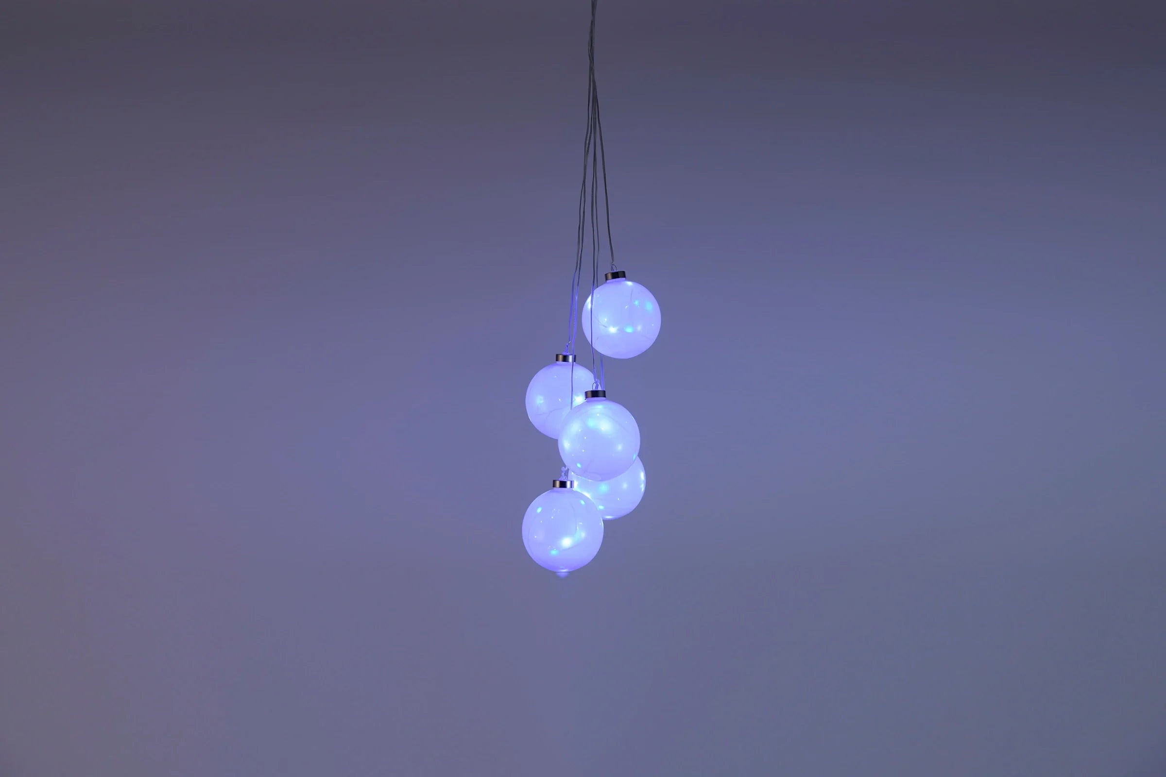 BOTANIC AMAZING BALL LIGHT COOL