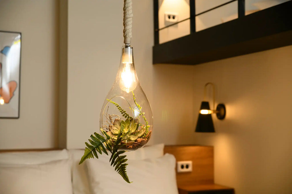 BOTANIC HANGING LIGHT